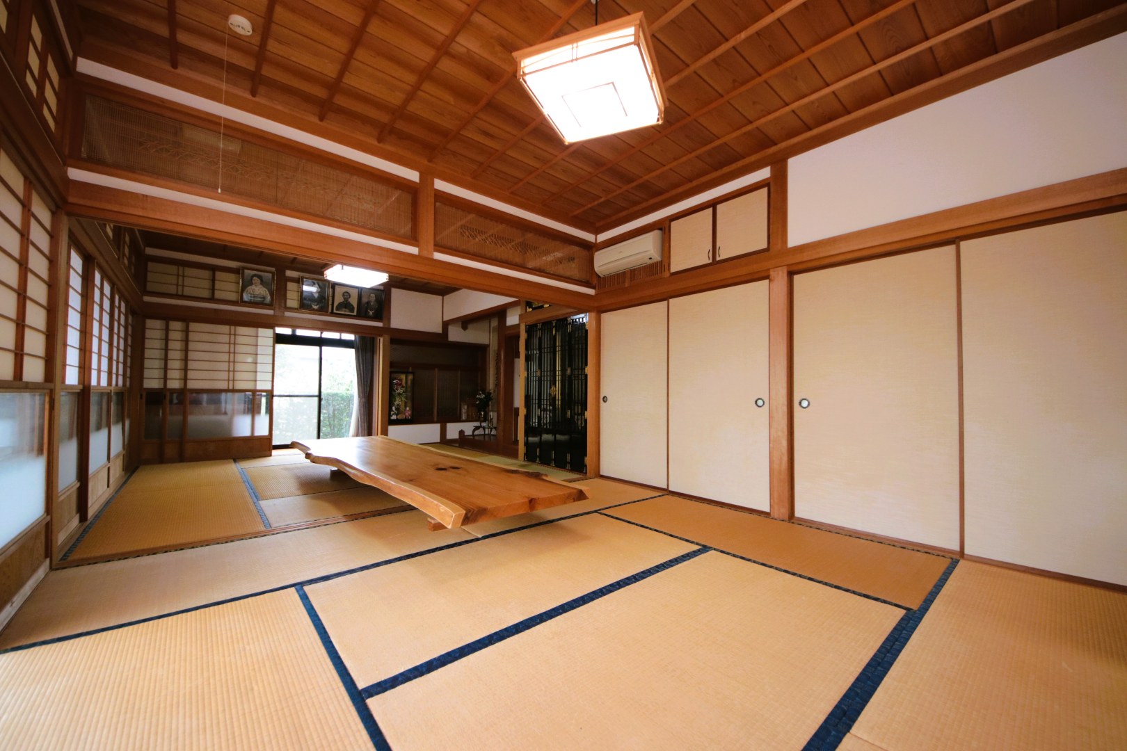 活動歴および当時の関連ビジュアル記録